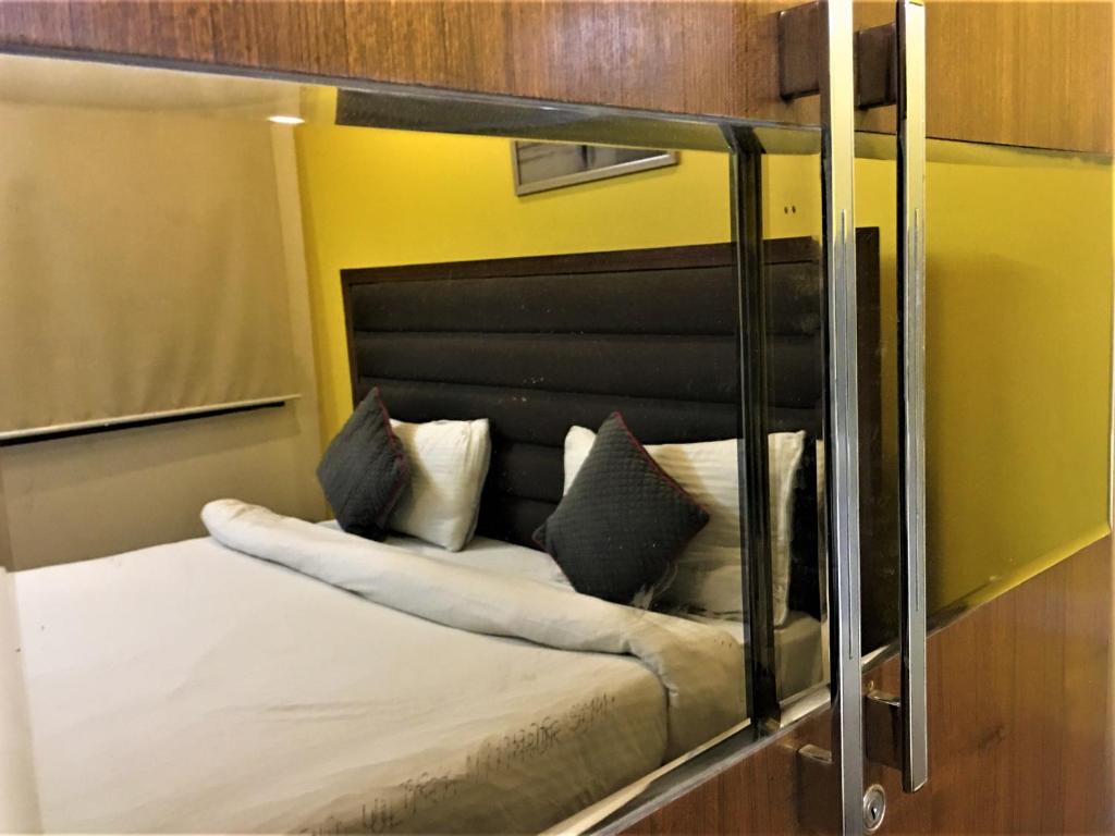 Двухместный (Двухместный номер Делюкс с 1 кроватью), Downtown Travelodge