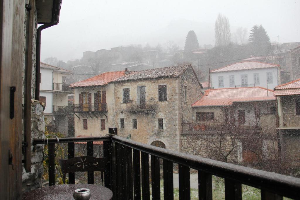 Tsarbou Guesthouse photo 1