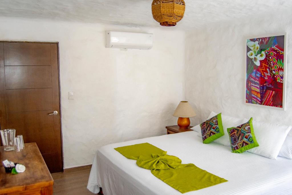 Сьюит (Полулюкс), Hacienda Vallarta Suites en Playa los Muertos - SOLO ADULTOS