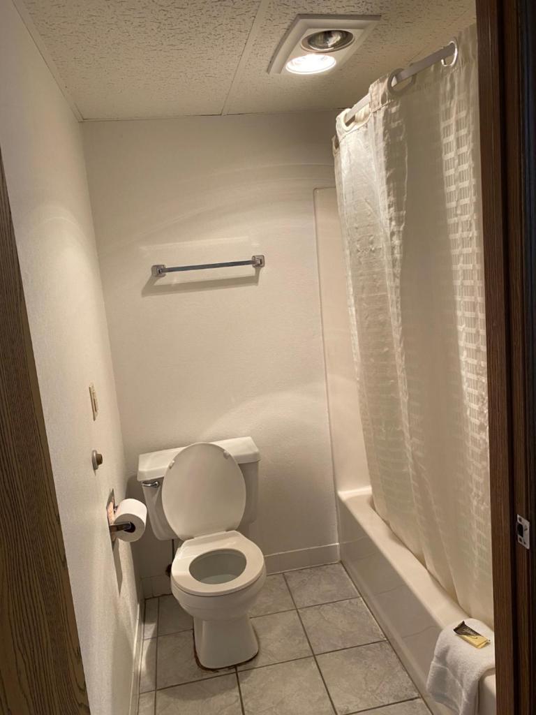 Americas Best Value Inn Champaign - Tap to explore photos