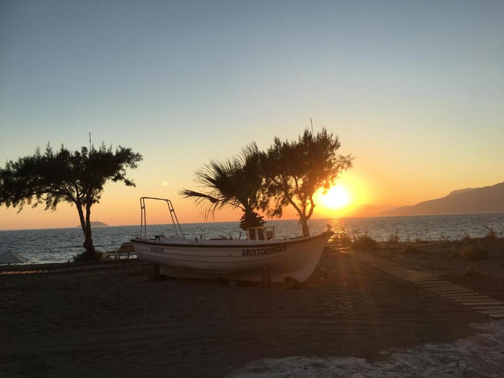 Aristodimos Luxury Suite photo 3