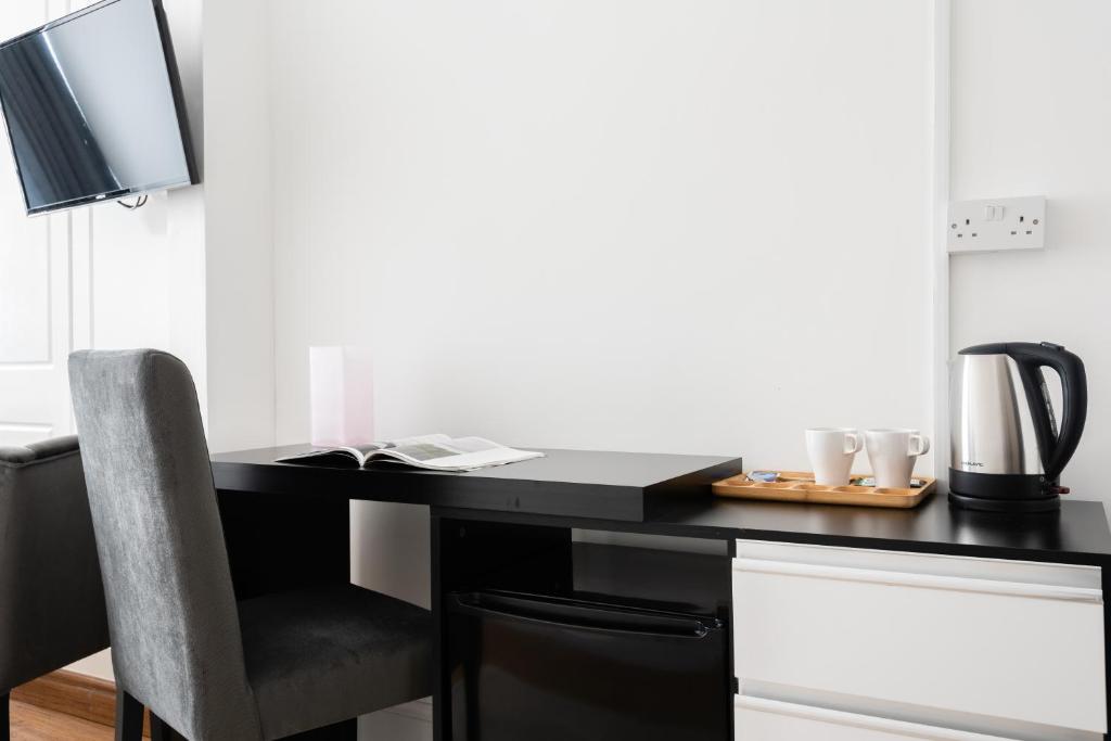 Central Hoxton Shoreditch Room Type - Budget Double Room