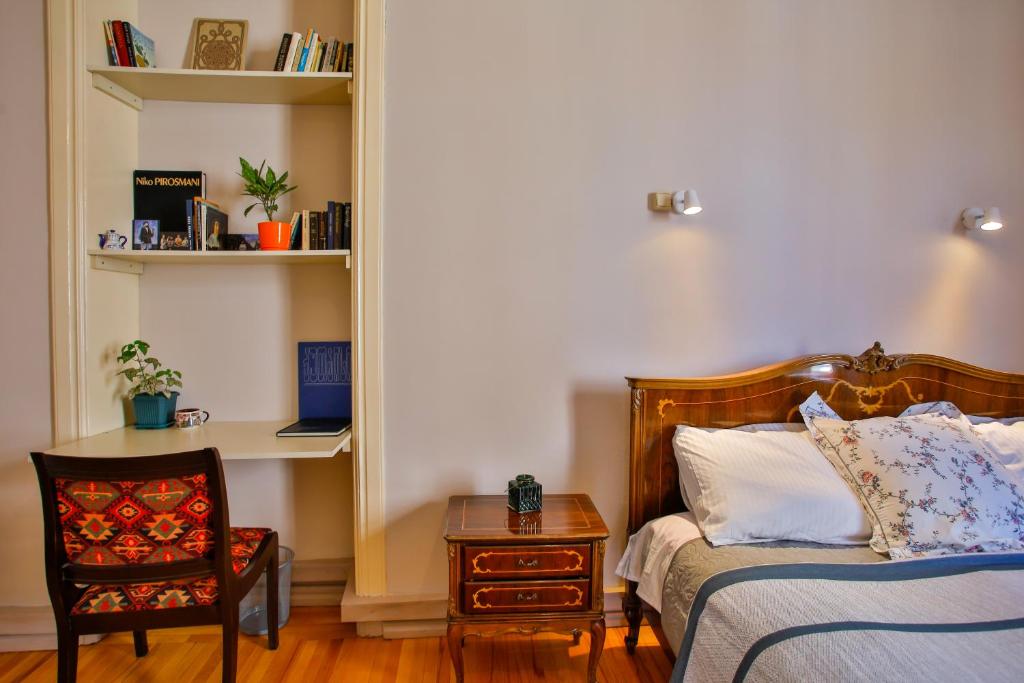 Entire apartment hosted by Keti photo 2