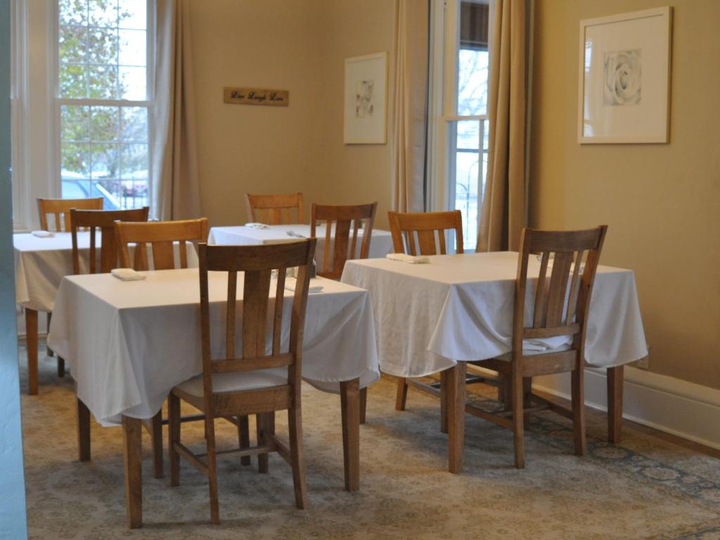 The Doctor's Inn photo 2