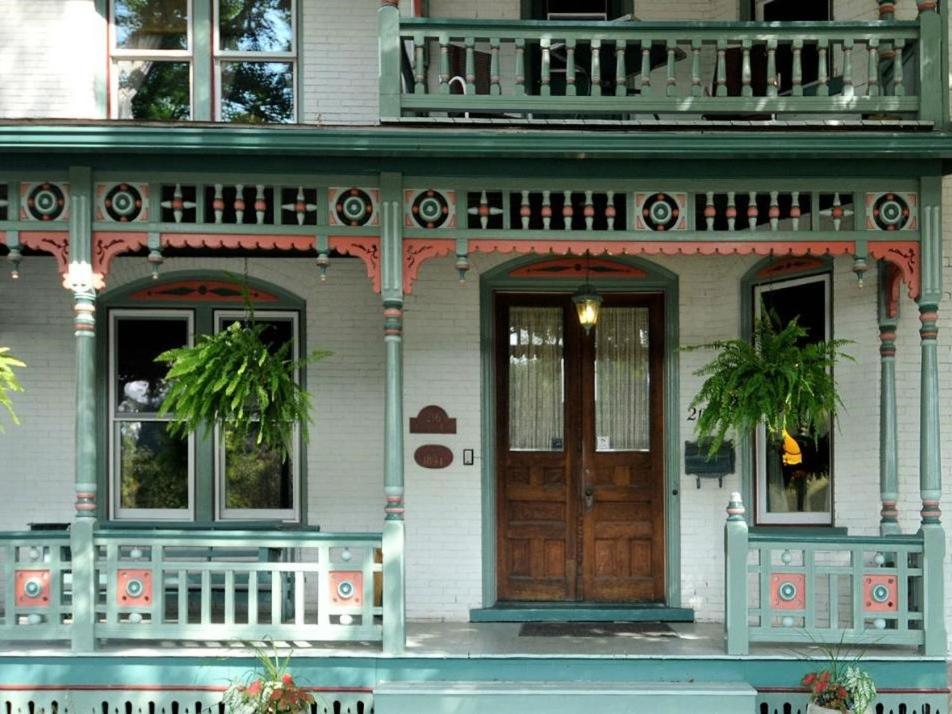Victorian Loft Bed and Breakfast photo 2