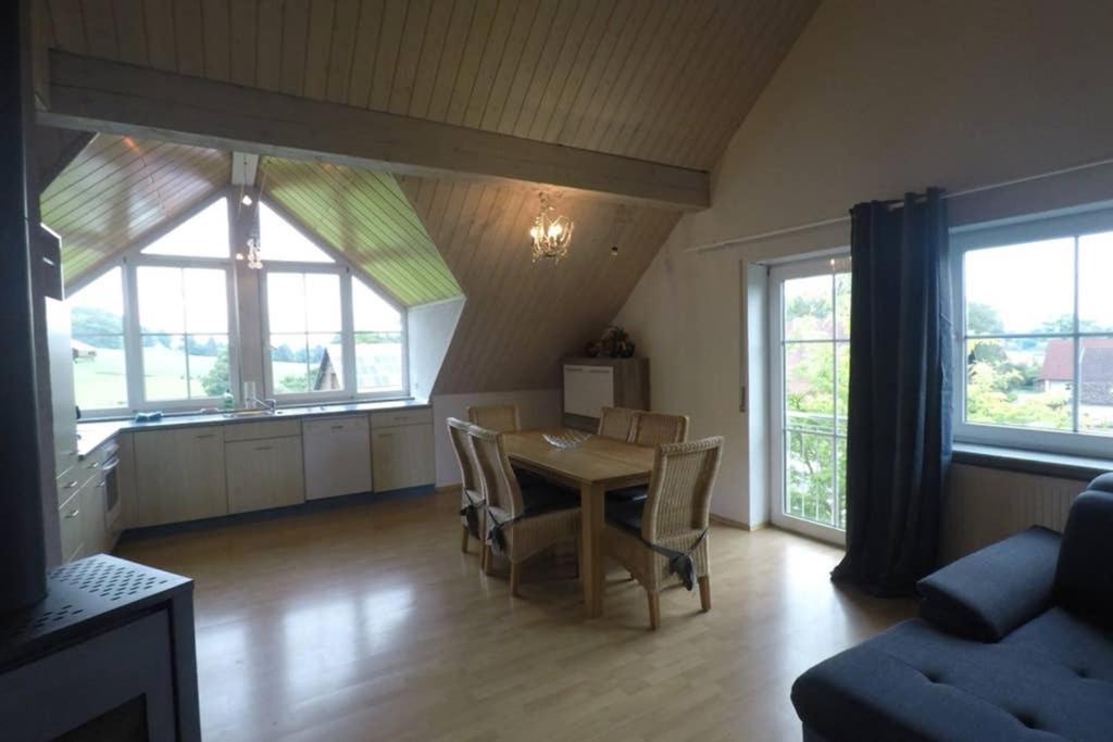 Ferienwohnung Leutkirch offen hell hoch schöne Aussicht photo 4