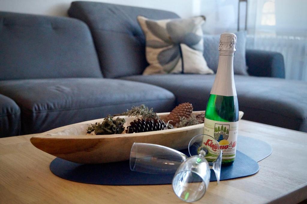 Schwarzwald geht immer Fewo 60 qm mit großem Südbalkon, WLAN und Magenta TV photo 2