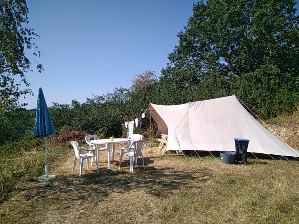 Camping La Forêt du Morvan photo 1