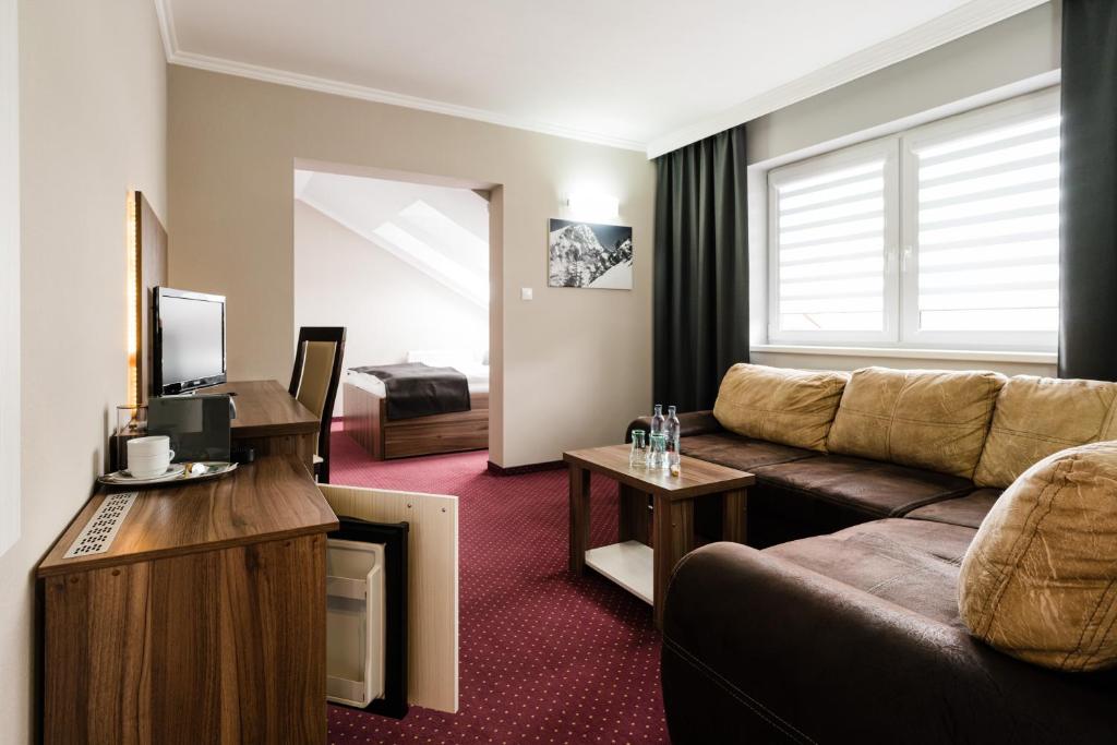 Сьюит (Полулюкс Делюкс), Hotel Menhard