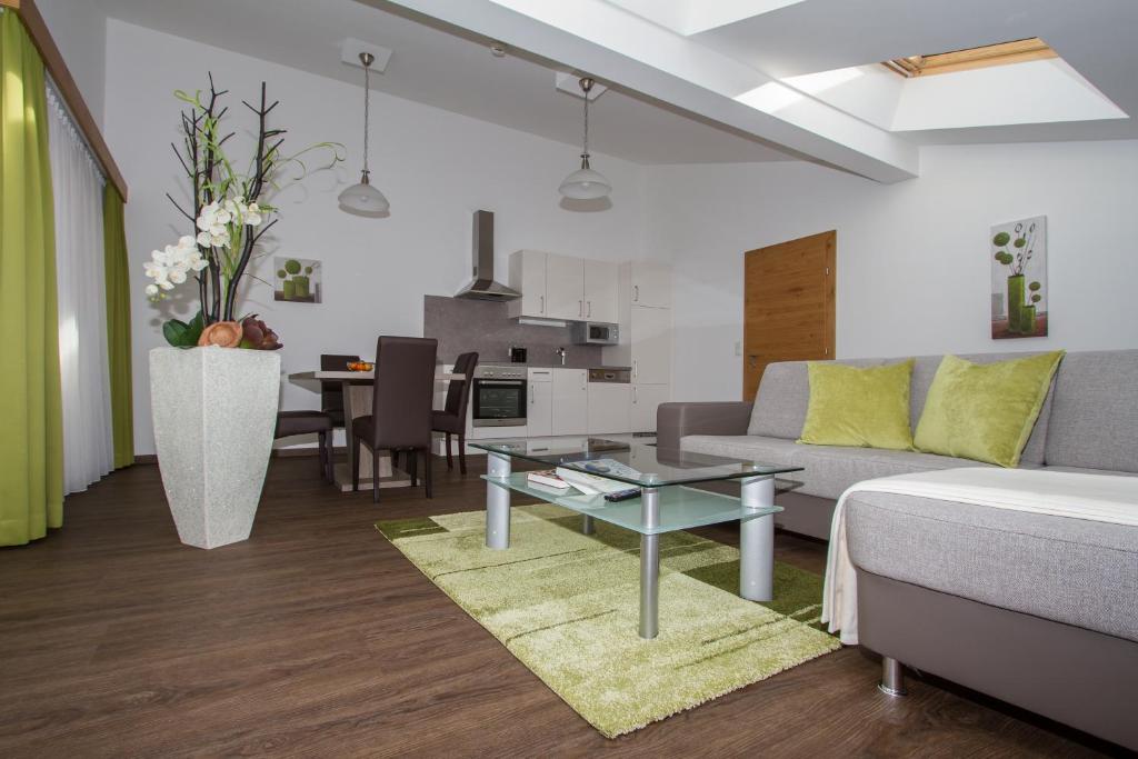 Апартаменты (Апартаменты с 1 спальней и балконом), Hotel Huberhof