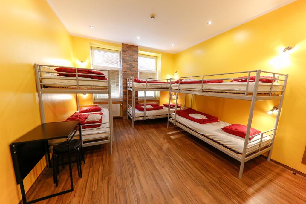 Номер (Кровать в общем 6-местном номере), Do Step Inn