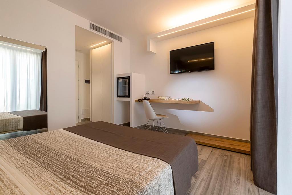 Sundeck Hotel photo 4