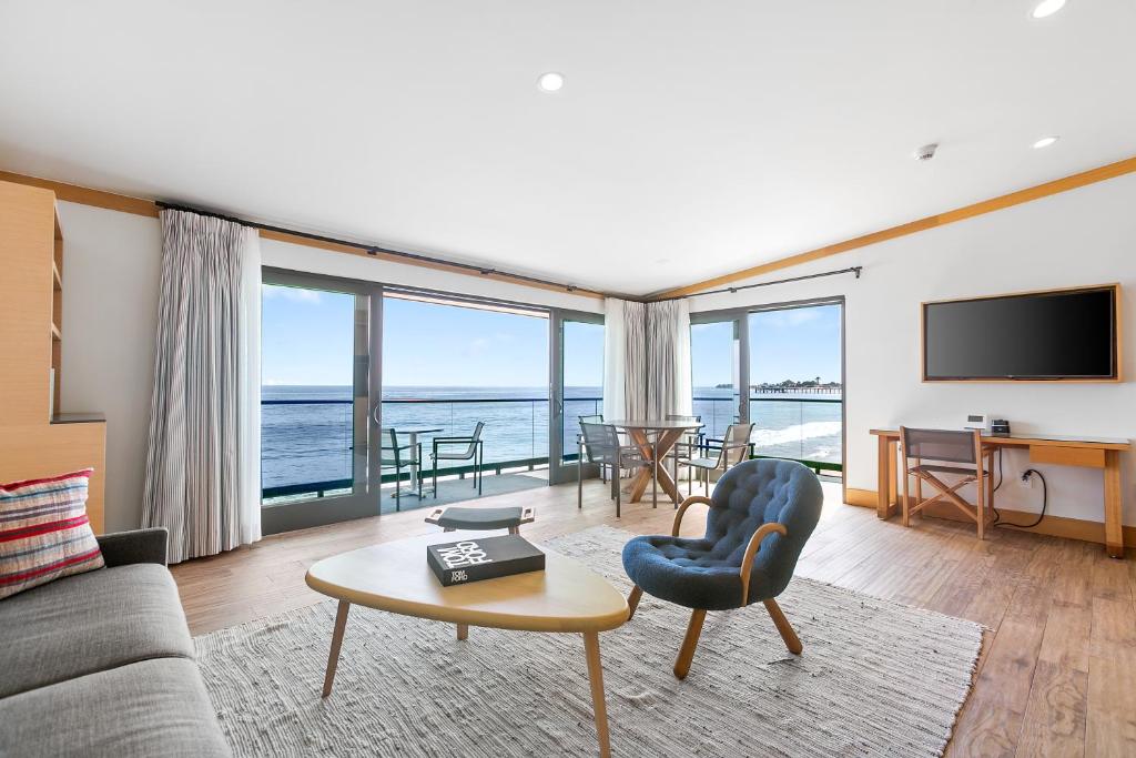 SA Carbon Beach Suites photo 1