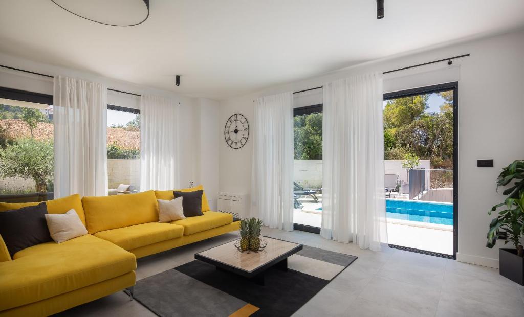 Villa 9 photo 3