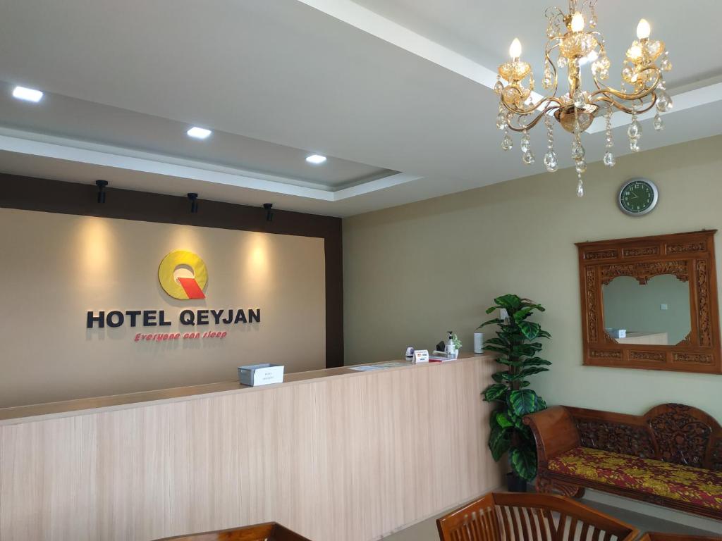 Qeyjan Hotel photo 1