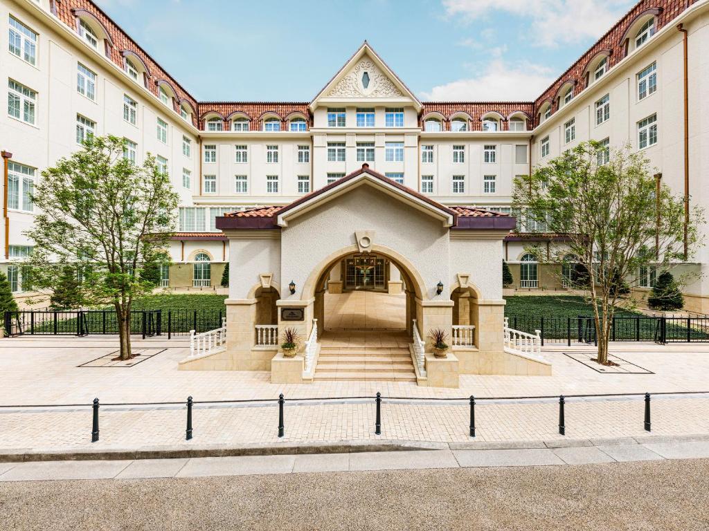 Takarazuka Hotel photo 1