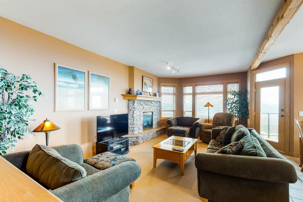 Timber Ridge photo 1