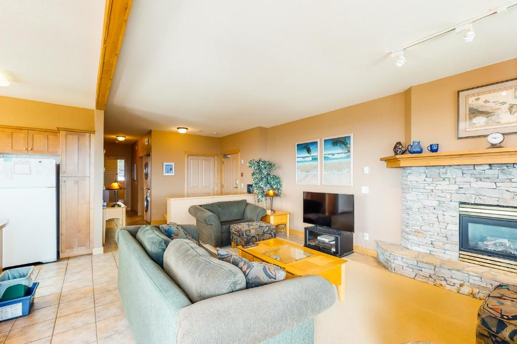 Timber Ridge photo 3