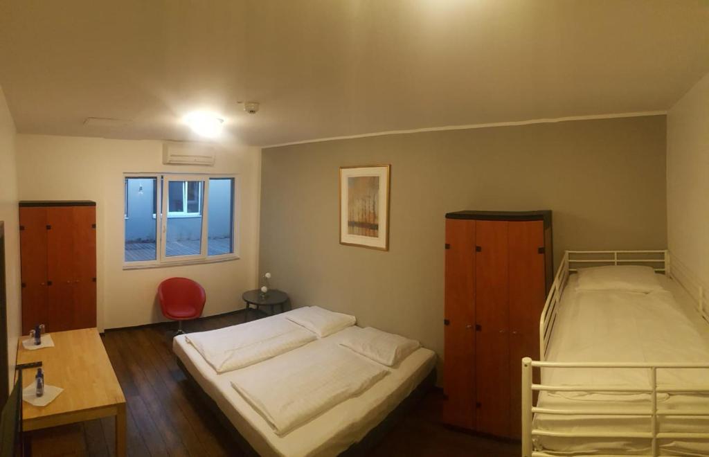 Семейный (Семейный номер), Cologne downtown Hostel