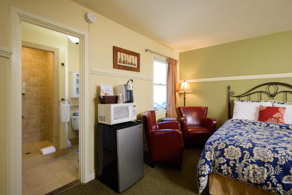 Marina Motel photo 2