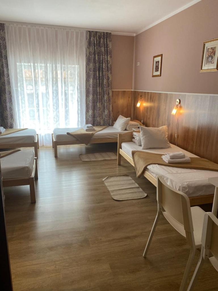 Семейный (Семейный номер (для 4 взрослых)), Alta Hostel