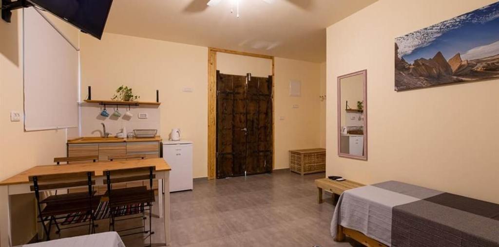 Desert Routes Inn Shvilim ba Midbar photo 1