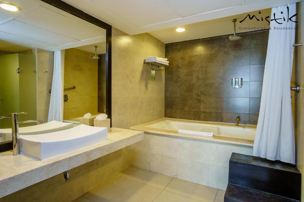 Сьюит (Пентхаус с 2 спальнями), Aldea Thai Luxury by Mistik
