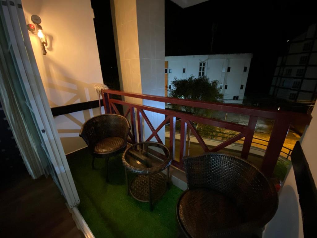 EagleNest at Iris House Resort photo 4