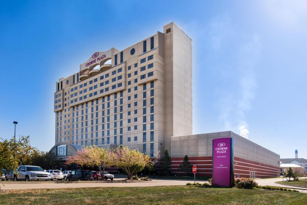 Crowne Plaza Springfield, an IHG Hotel image