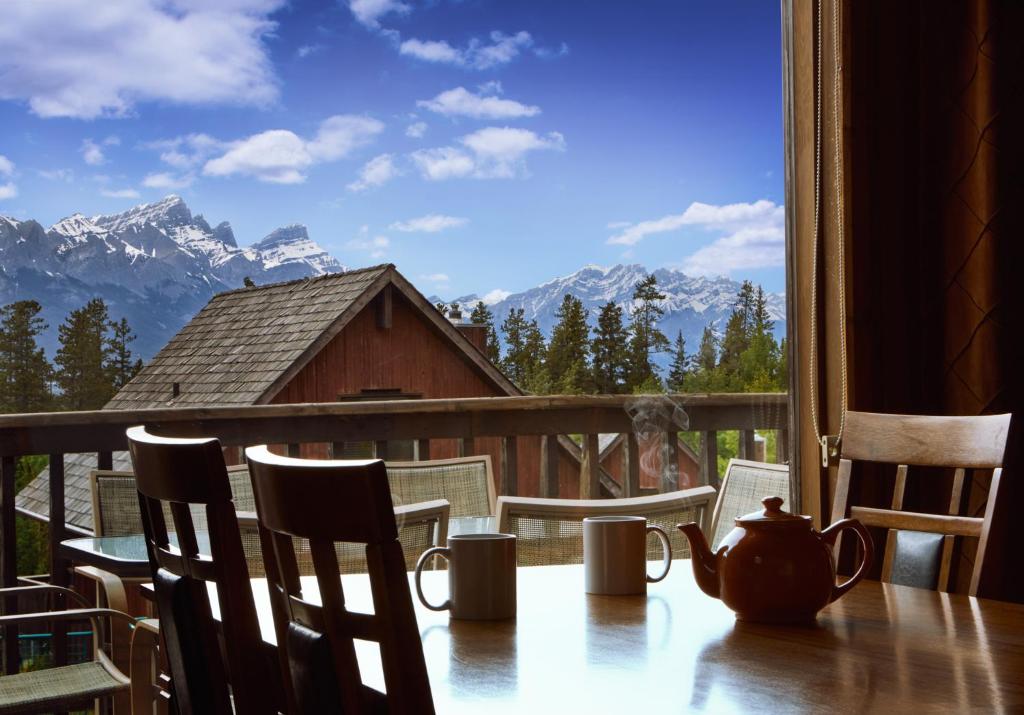 Banff Gate Mountain Resort photo 1