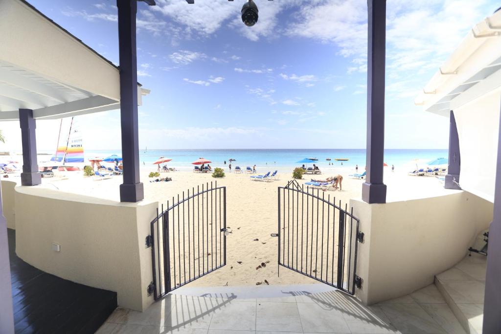 Infinity on the Beach photo 3
