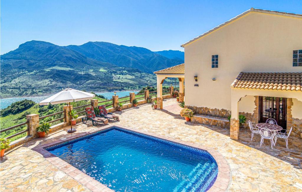 Stunning Home In El Gastor With 2 Bedrooms, Wifi And Outdoor Swimming Pool