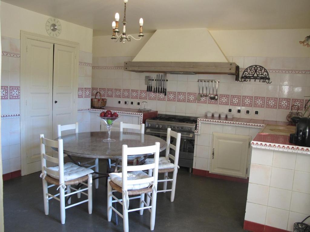 Juliette's Provencal home photo 2