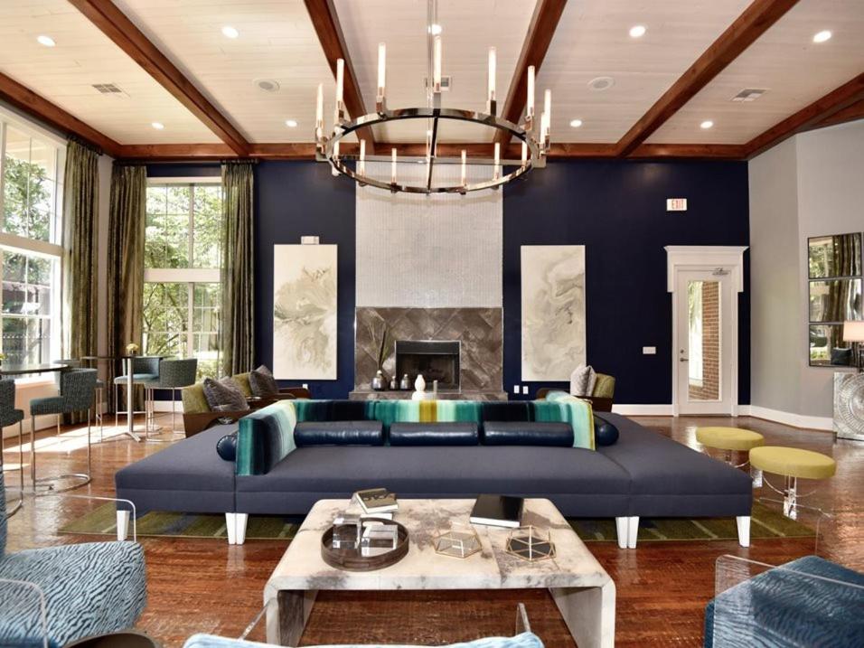 Lavish Apartment near Houston Medical Centre image