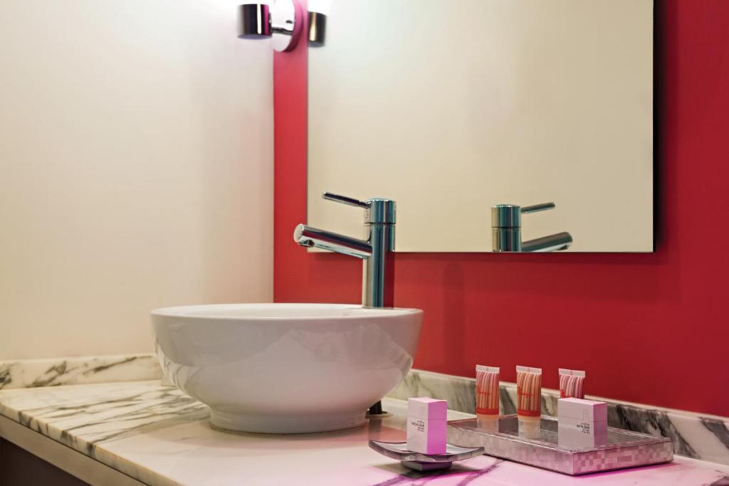 Двухместный (Номер «Гоу» с 1 кроватью размера «king-size» и видом на колесо обозрения High Roller, для некурящих), Flamingo Las Vegas Hotel & Casino