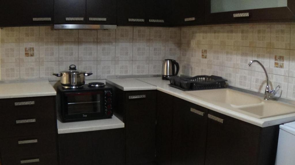 Anastasia's & Despoina's Apartment photo 4