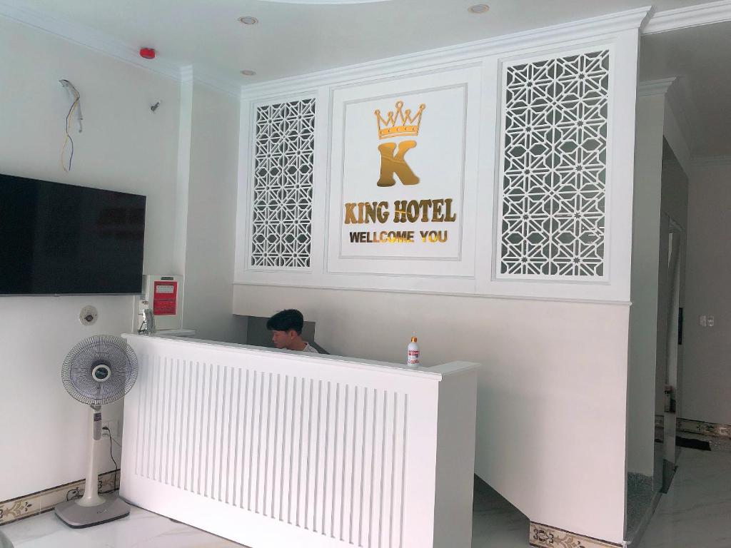 KING HOTEL