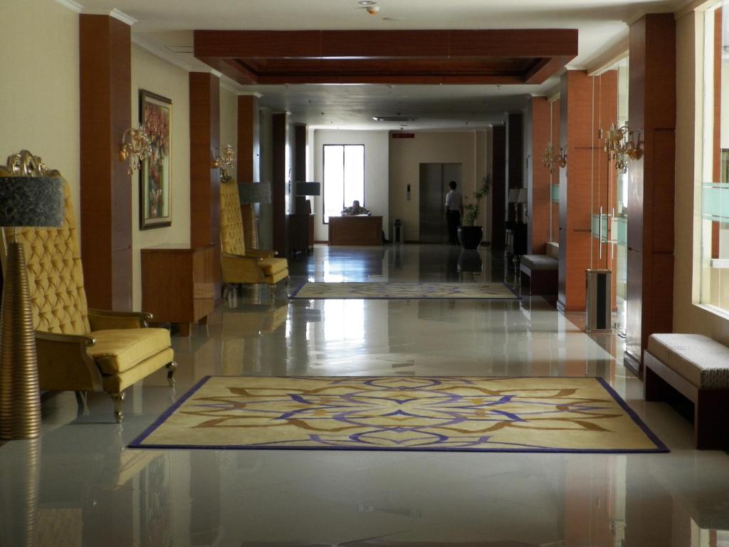 Sutanraja Hotel & Convention Centre