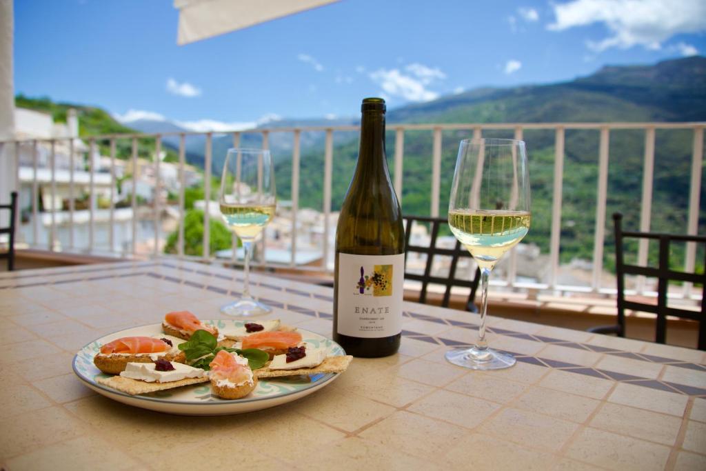 Guejar Sierra House with Spectacular Views photo 3