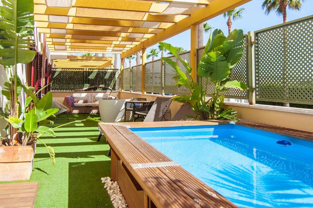 Polo Royale Waterfront Luxury Apt - 3 terraces and pool photo 1
