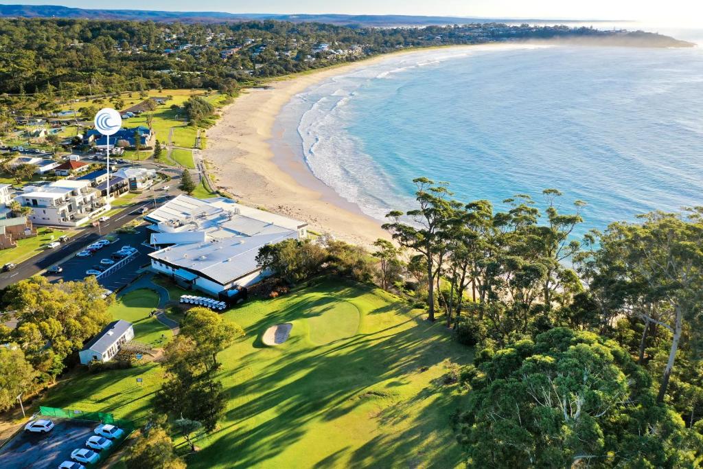 Beachfront One, Mollymook photo 3