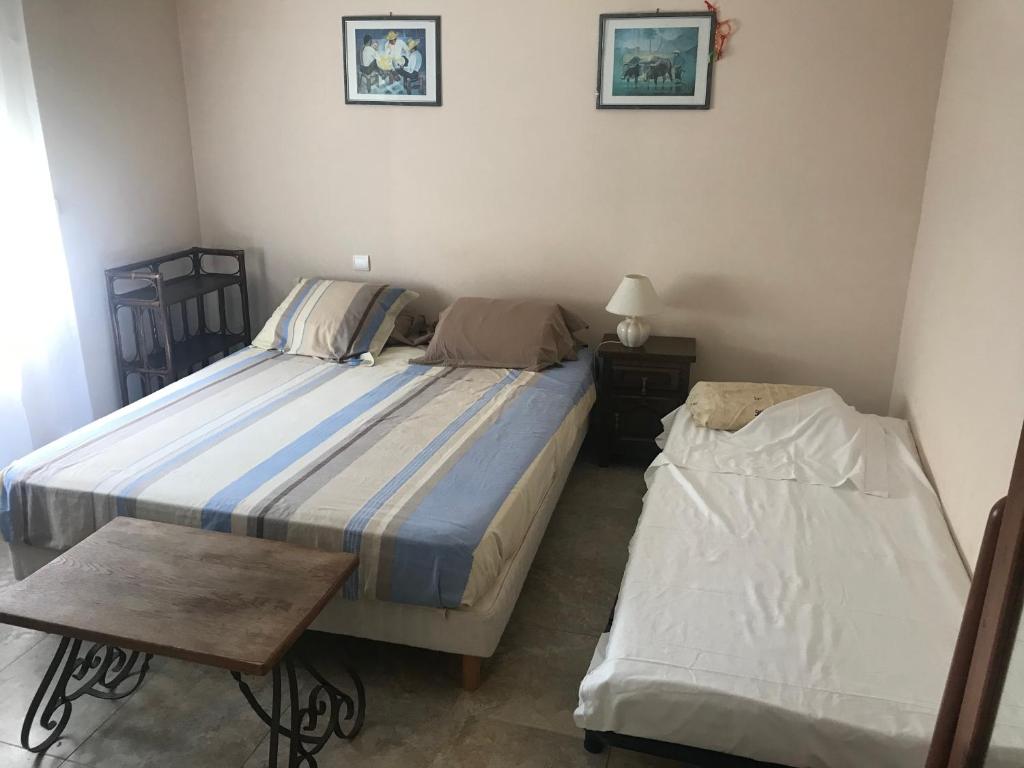 Chambre 3 BEZIERS VILLENEUVE photo 1