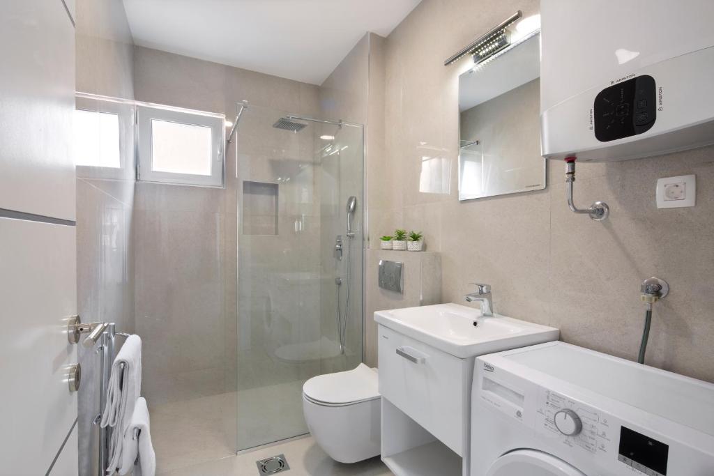 Апартаменты (Апартаменты с 2 спальнями), R-Apartments