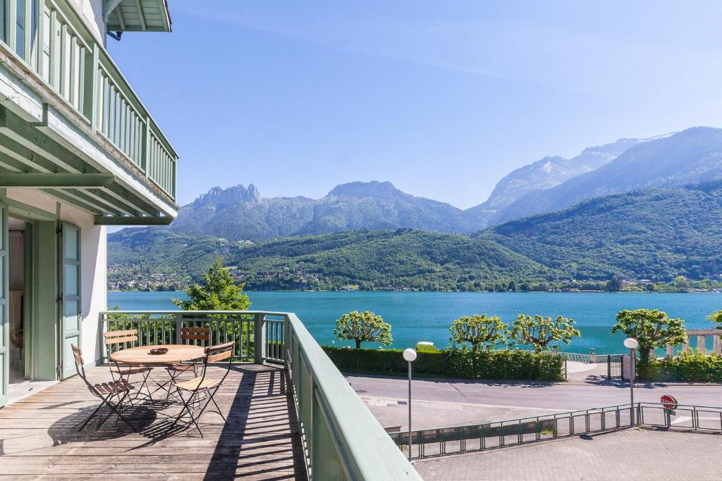 Annecy-Pavillon photo 1