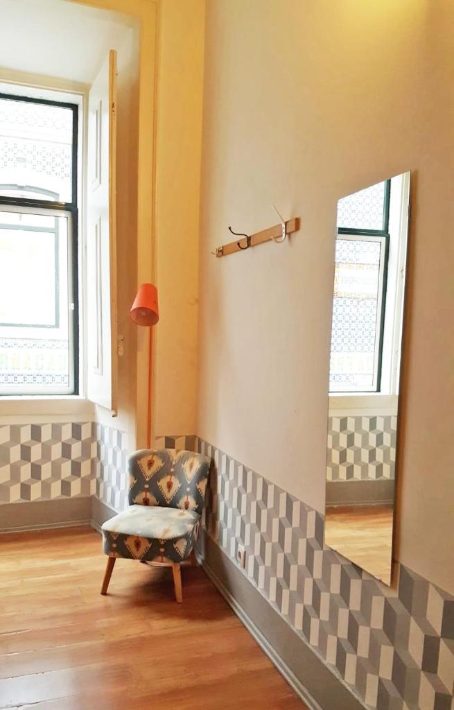 Номер (Кровать в общем 6-местном номере для мужчин и женщин), Lookout Lisbon Hostel