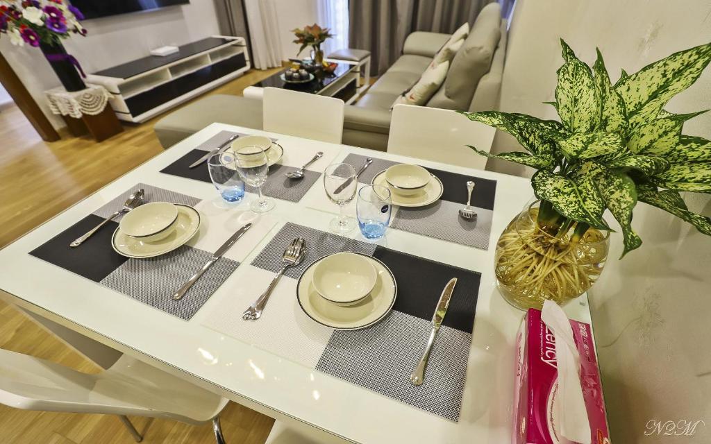 Апартаменты (Апартаменты с 2 спальнями), Happyhome Vinhomes Time City and Parkhill Premium