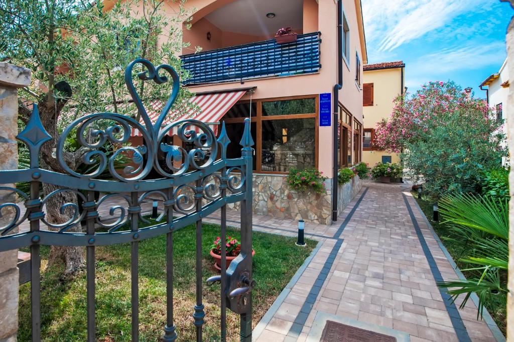 Casa Leona photo 2