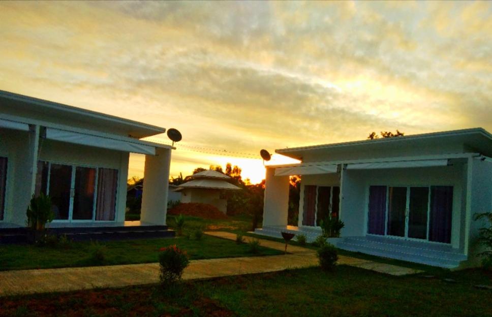 San Sabai the cottages photo 3