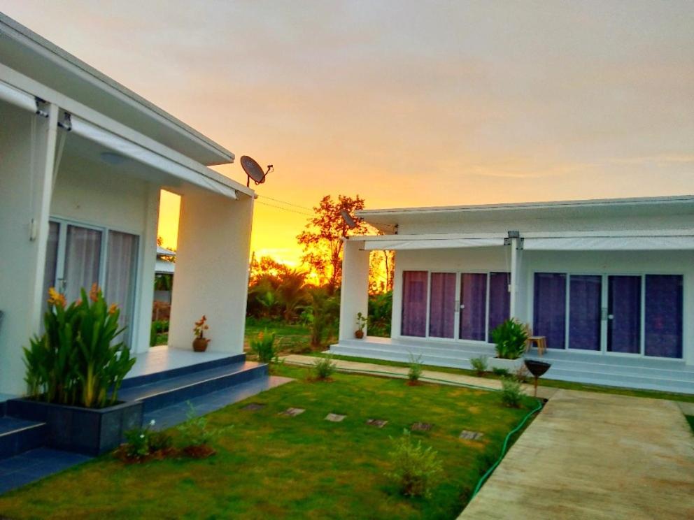 San Sabai the cottages photo 2