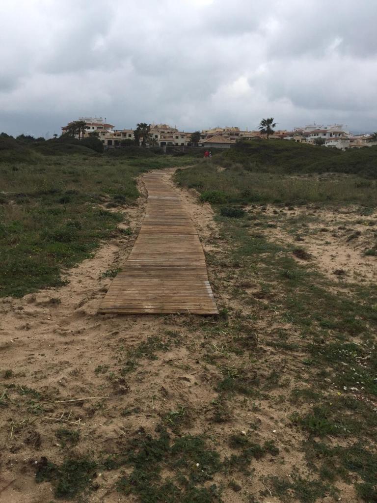 ATLANTERRA BAJO. SALIDA DIRECTA. URBANIZACIÓN DE LUJO. PISCINAS CANCHAS PÁDEL. WIFI Y A/A photo 2